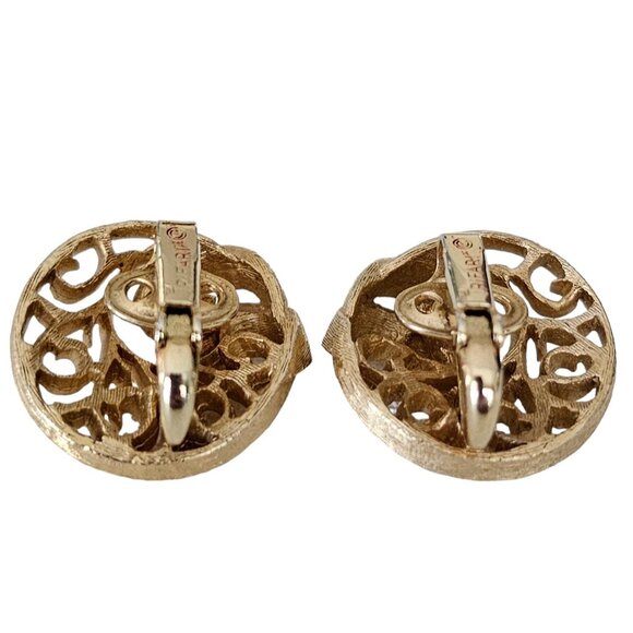 Trifari Crown Over T Gold Tone Round Open Scroll Clip On Earrings, Signed L77 - Picture 7 of 13